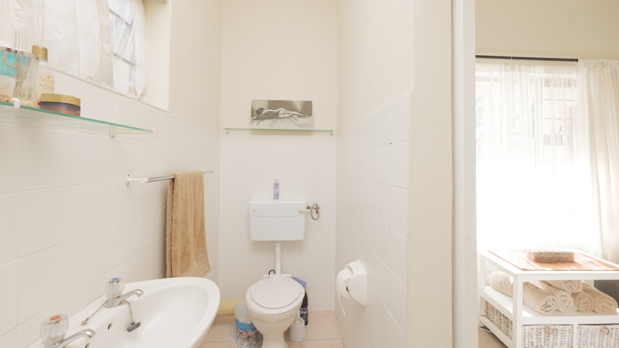 4 Bedroom Property for Sale in Struisbaai Western Cape
